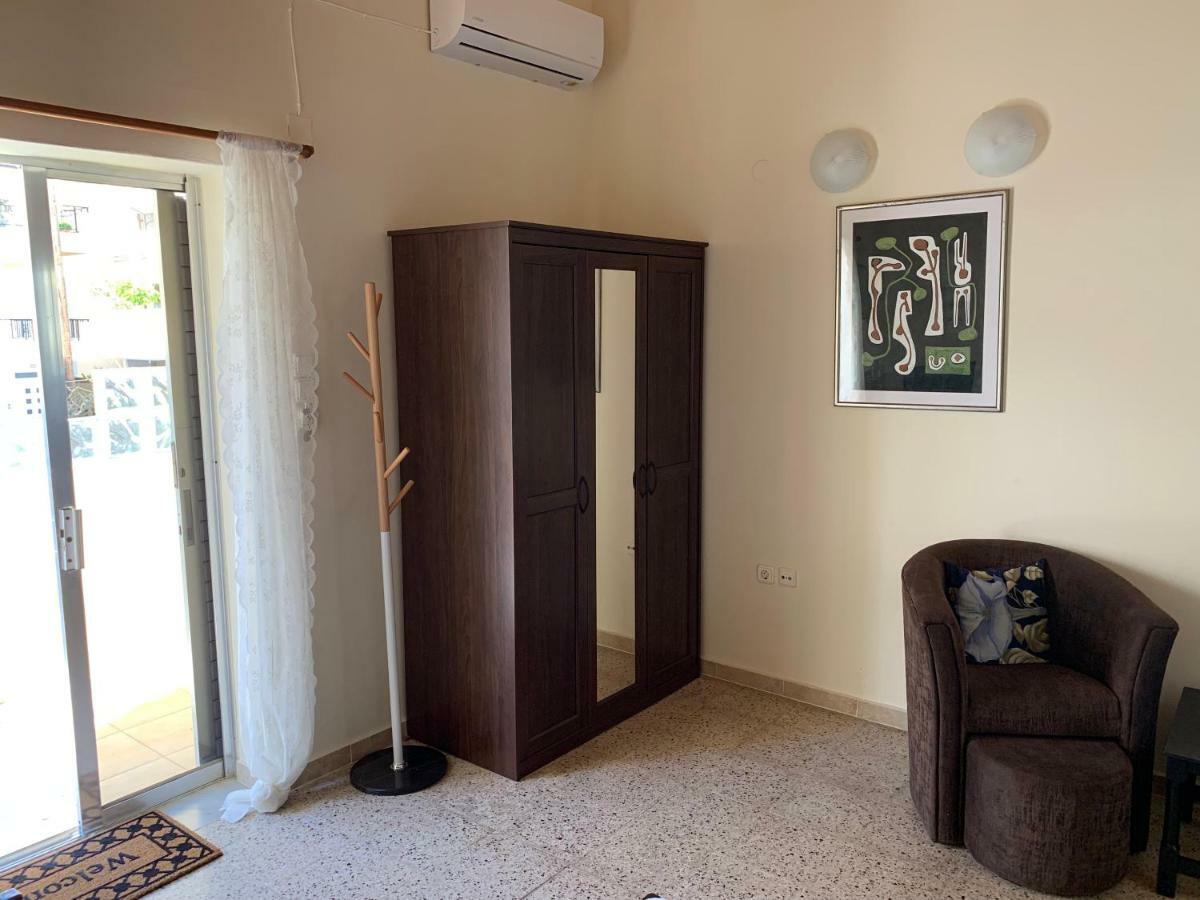 Cozy One-Bedroom Apartment In Halepa, Chania Chania  ภายนอก รูปภาพ